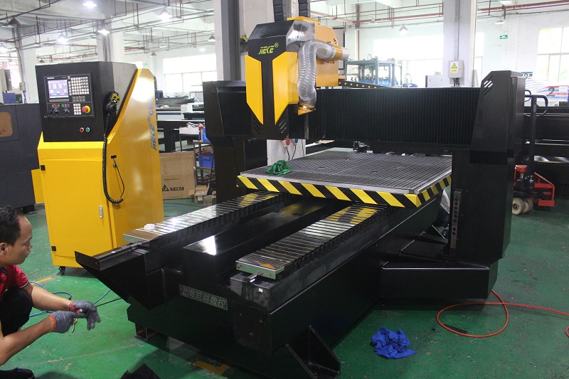 杰克铝板雕刻机 销售结束南宫NG·28(中国)相信品牌力量的服务才刚开始